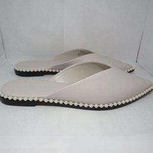 Karl Lagerfeld Paris Women's Vyra-Flat Mule Loafer